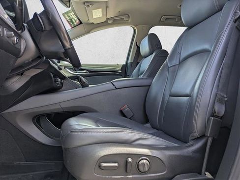 Used 2020 Buick Enclave Essence FWD image 15