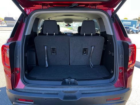 Used 2023 GMC Acadia SLE w/ Driver Convenience Package AWD/4WD image 5