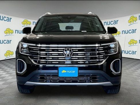 Used 2025 Volkswagen Atlas SEL AWD/4WD image 2