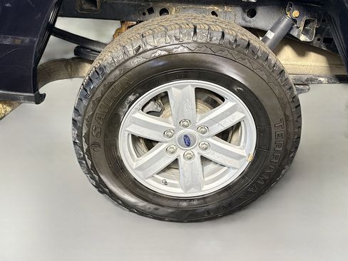 Used 2021 Ford F150 XLT image 31