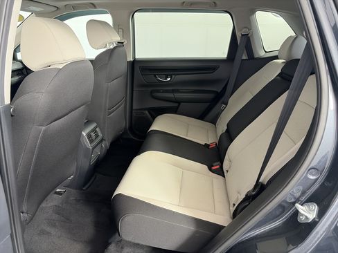 Used 2025 Honda CR-V EX image 7
