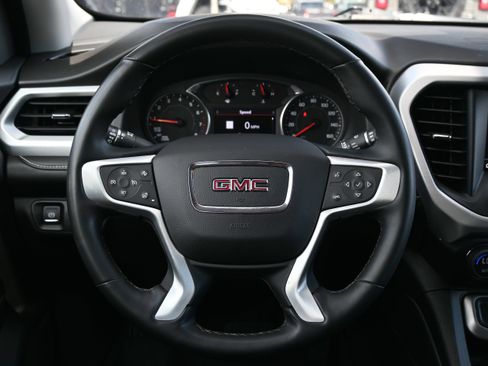 Used 2023 GMC Acadia SLT w/ Preferred Package image 24