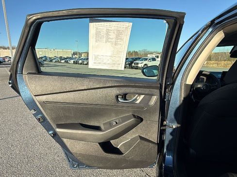 Used 2025 Honda Accord SE image 22