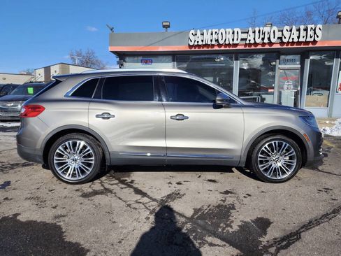 Used 2016 Lincoln MKX Reserve image 7