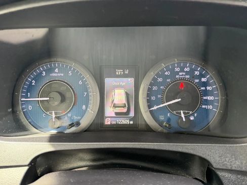 Used 2018 Toyota Sienna Limited Premium image 26