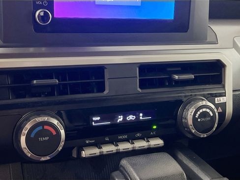 Used 2024 Toyota Tacoma SR5 image 27