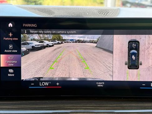 Used 2023 BMW X7 xDrive40i image 41