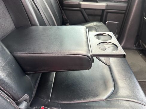 Used 2018 Ford F150 Platinum w/ Equipment Group 701A Luxury image 28