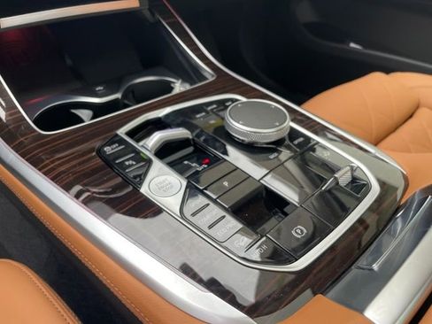 New 2026 BMW X7 xDrive40i image 21