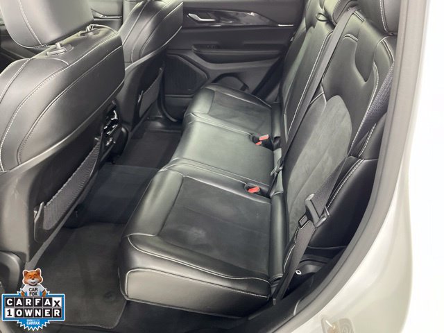 Used 2023 Jeep Grand Cherokee Altitude AWD/4WD image 26