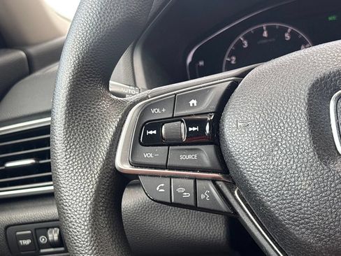 Used 2018 Honda Accord LX image 18