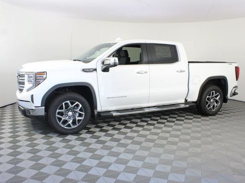 New 2026 GMC Sierra 1500 SLT w/ SLT Premium Plus Package AWD/4WD image 2