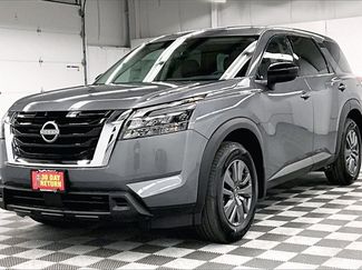 New 2025 Nissan Pathfinder S video 2