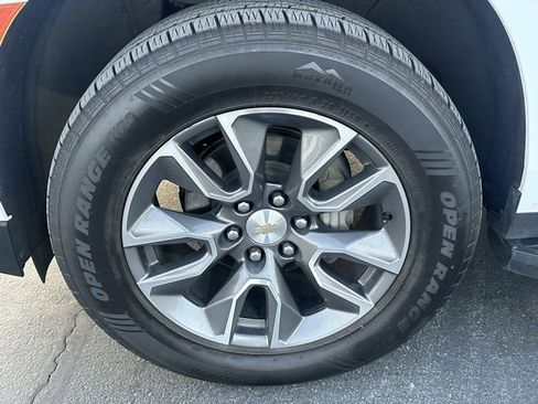 Used 2021 Chevrolet Tahoe LT w/ LT Signature Package image 33