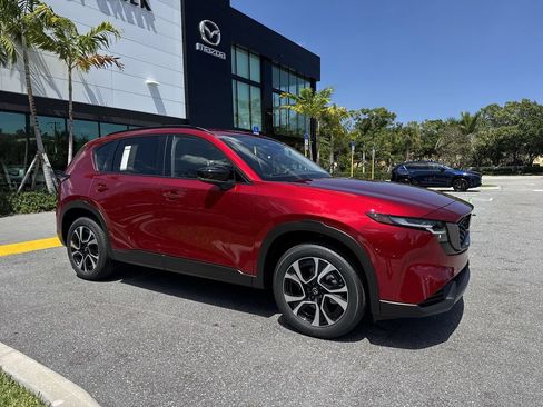 Certified 2026 MAZDA CX-5 Preferred AWD/4WD image 6