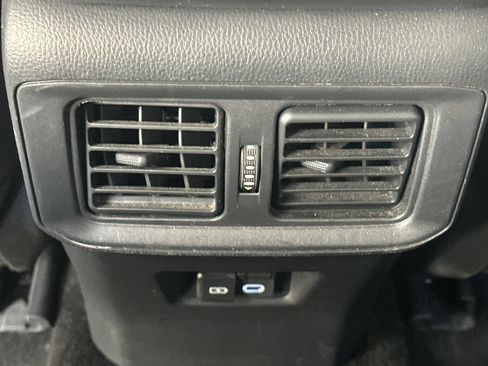 Certified 2025 Toyota RAV4 XLE AWD/4WD image 43
