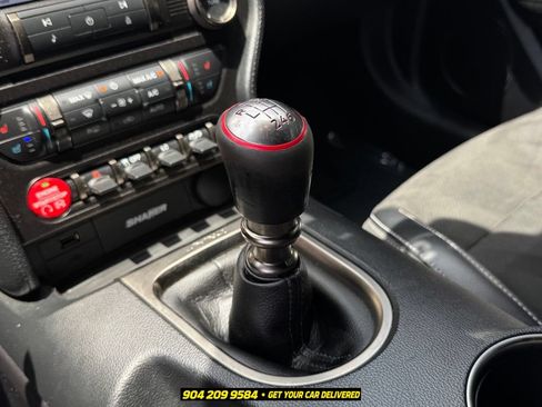 Used 2017 Ford Mustang Shelby GT350 RWD image 21