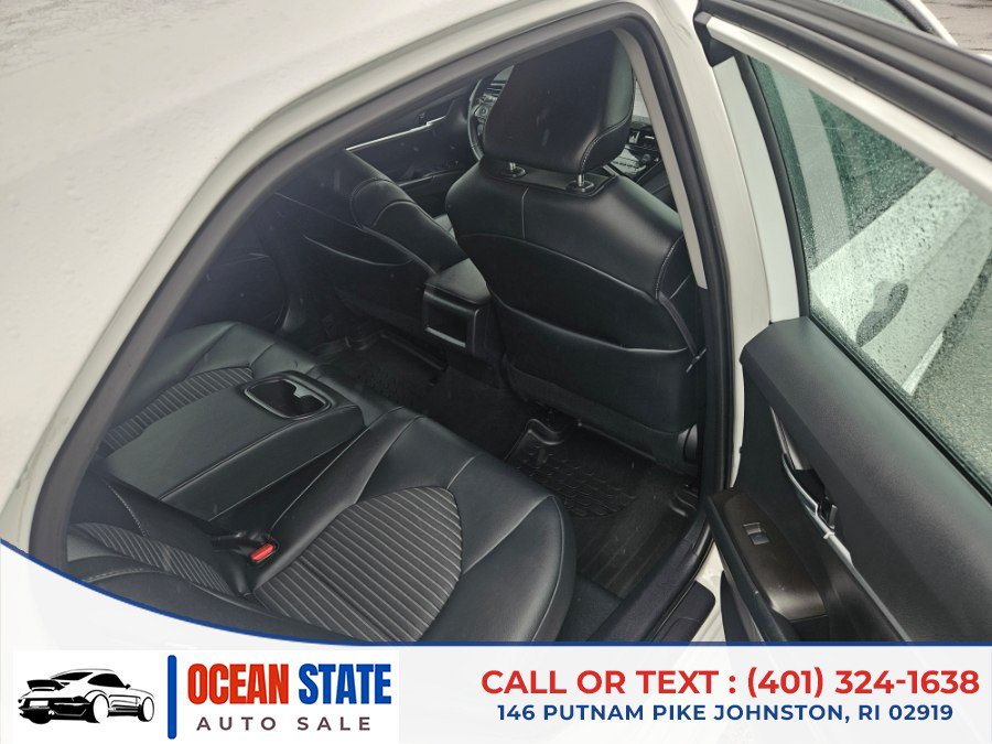 Used 2022 Toyota Camry SE w/ Convenience Package FWD image 12