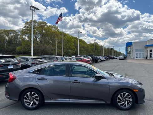 Used 2016 Honda Civic EX image 7