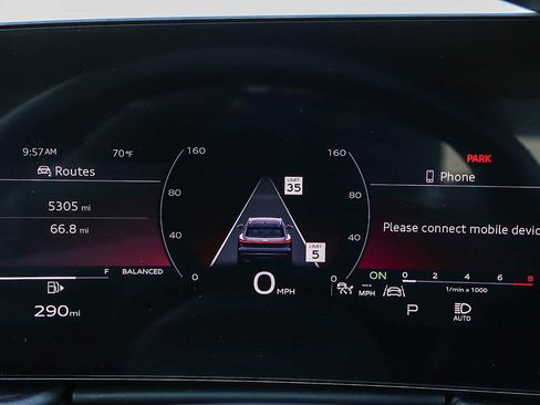 Used 2025 Audi Q5 Premium w/ Premium Plus AWD/4WD image 32