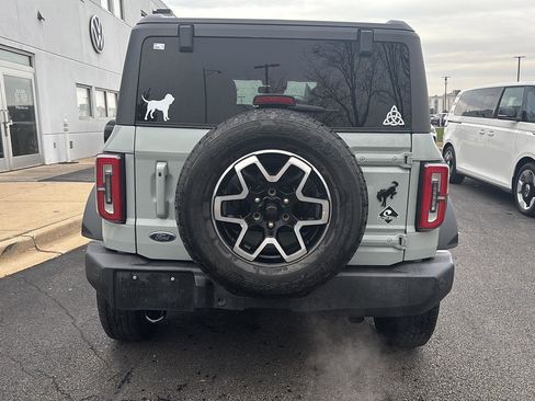 Used 2021 Ford Bronco Outer Banks image 9