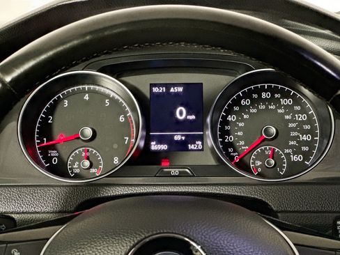 Used 2019 Volkswagen Golf Alltrack S AWD/4WD image 36