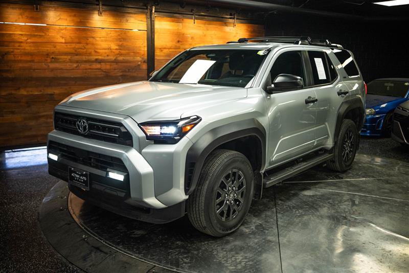 Used 2026 Toyota 4Runner SR5 AWD/4WD image 2