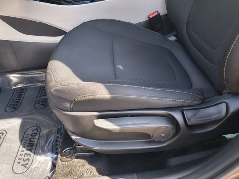 Certified 2024 Hyundai Tucson SE FWD image 18
