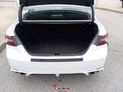 Used 2023 Toyota Camry XSE w/ Cold Weather Package image 10