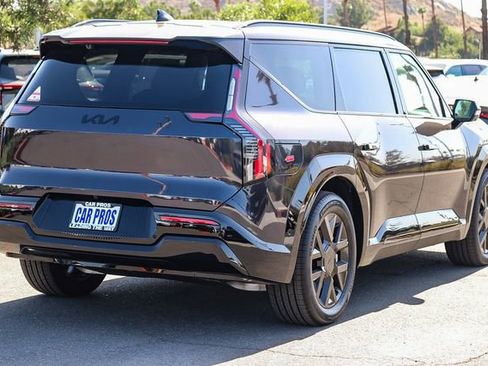 New 2026 Kia EV9 Land w/ Nightfall Edition Package AWD/4WD image 17
