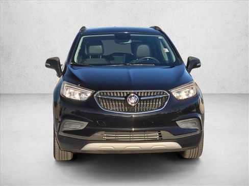 Used 2018 Buick Encore Preferred image 2