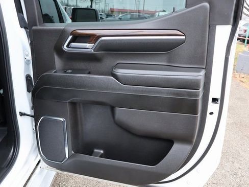 Used 2024 GMC Sierra 1500 SLT w/ SLT Premium Plus Package image 14