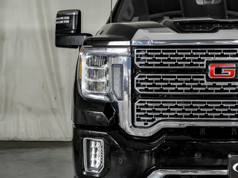 Used 2023 GMC Sierra 3500 Denali w/ Denali Black Diamond Edition AWD/4WD image 41