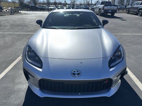 New 2026 Toyota GR86 Premium image 3