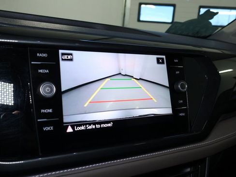 Used 2022 Volkswagen Taos SEL image 35