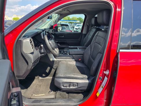 Used 2023 Toyota Tundra Limited w/ Power Package AWD/4WD image 21
