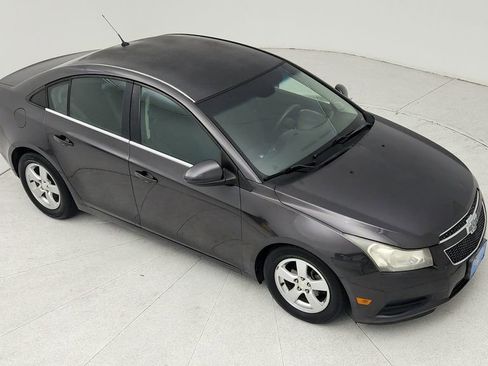 Used 2014 Chevrolet Cruze LT image 14