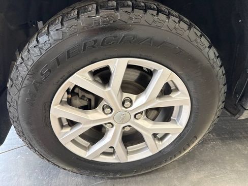Used 2021 Jeep Grand Cherokee L Limited AWD/4WD image 8