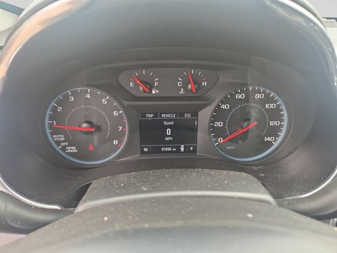 Used 2020 Chevrolet Malibu LT FWD image 14