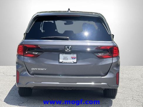 Used 2025 Honda Odyssey EX-L image 27