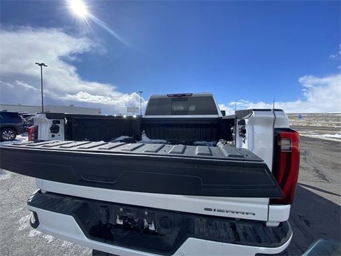 Used 2024 GMC Sierra 2500 Denali w/ Denali Reserve Package image 24