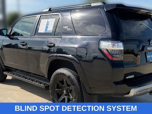 Used 2023 Toyota 4Runner TRD Off-Road Premium AWD/4WD image 3