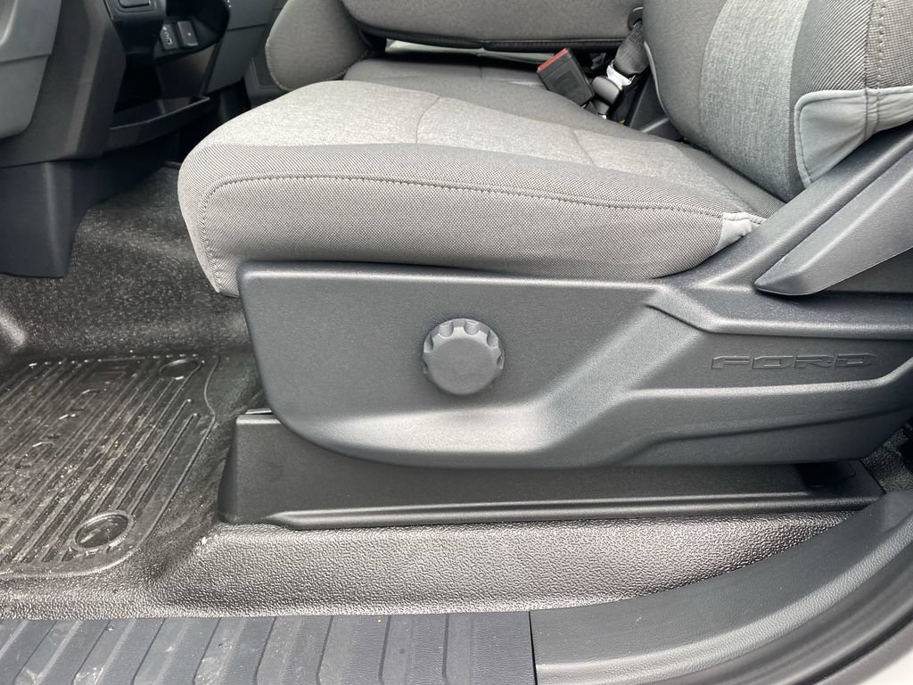 New 2025 Ford F350 XL w/ 360-Degree Camera Package RWD image 17