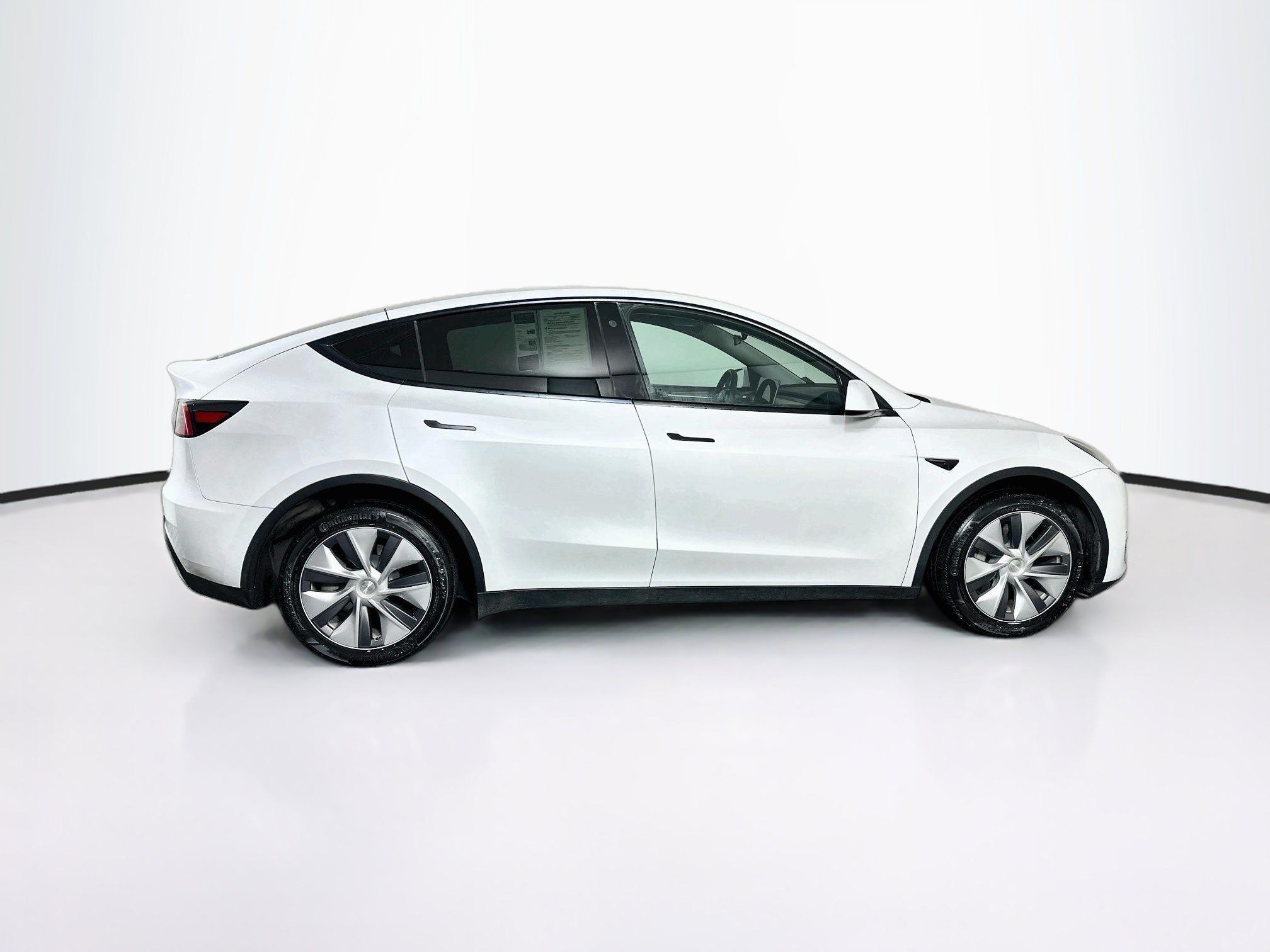 Used 2023 Tesla Model Y Long Range AWD/4WD image 10