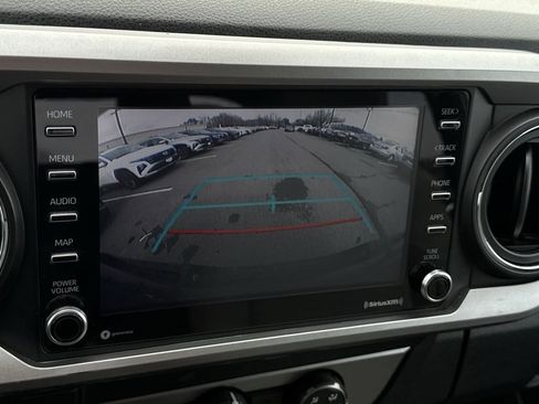 Used 2020 Toyota Tacoma SR5 image 19