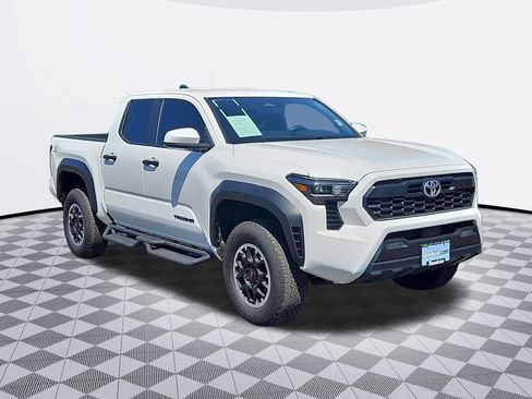 Used 2024 Toyota Tacoma TRD Off-Road AWD/4WD image 8