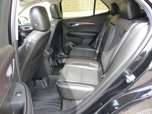Used 2023 Buick Envision Avenir AWD/4WD image 40