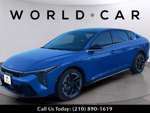 New 2025 Kia K4 GT-Line Turbo w/ GT-Line Sunroof Package FWD image 3