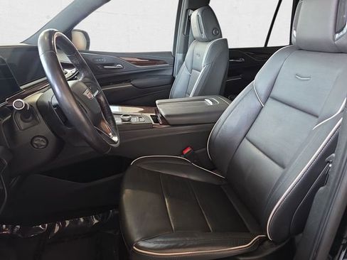 Used 2022 Cadillac Escalade Premium Luxury w/ LPO, Radiant Package AWD/4WD image 17