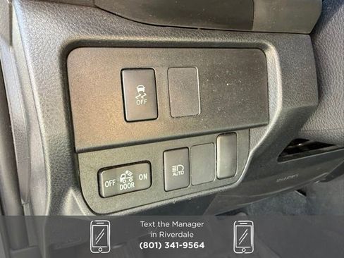 Used 2021 Toyota Tacoma SR5 w/ Blackout Package (TMS) image 17